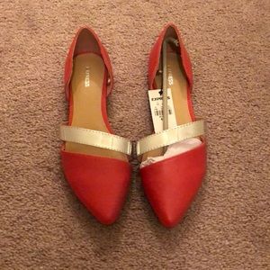 NWT Express flats in U.S size 6.5